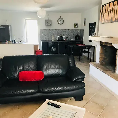 Apartment Les Girolles 16 Borgo (Corsica)